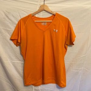 Short sleeve Under Armour athletic shirt